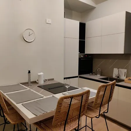 Ticinese Διαμέρισμα